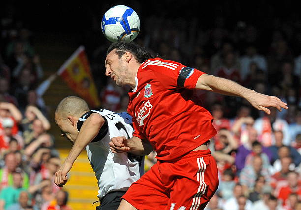 方面给予球 方面给予球